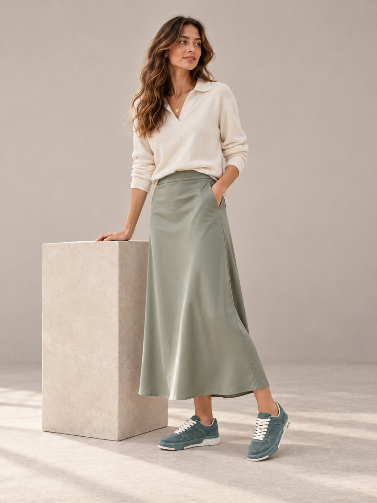 Women’s Vintage Green Suede Casual Sneakers