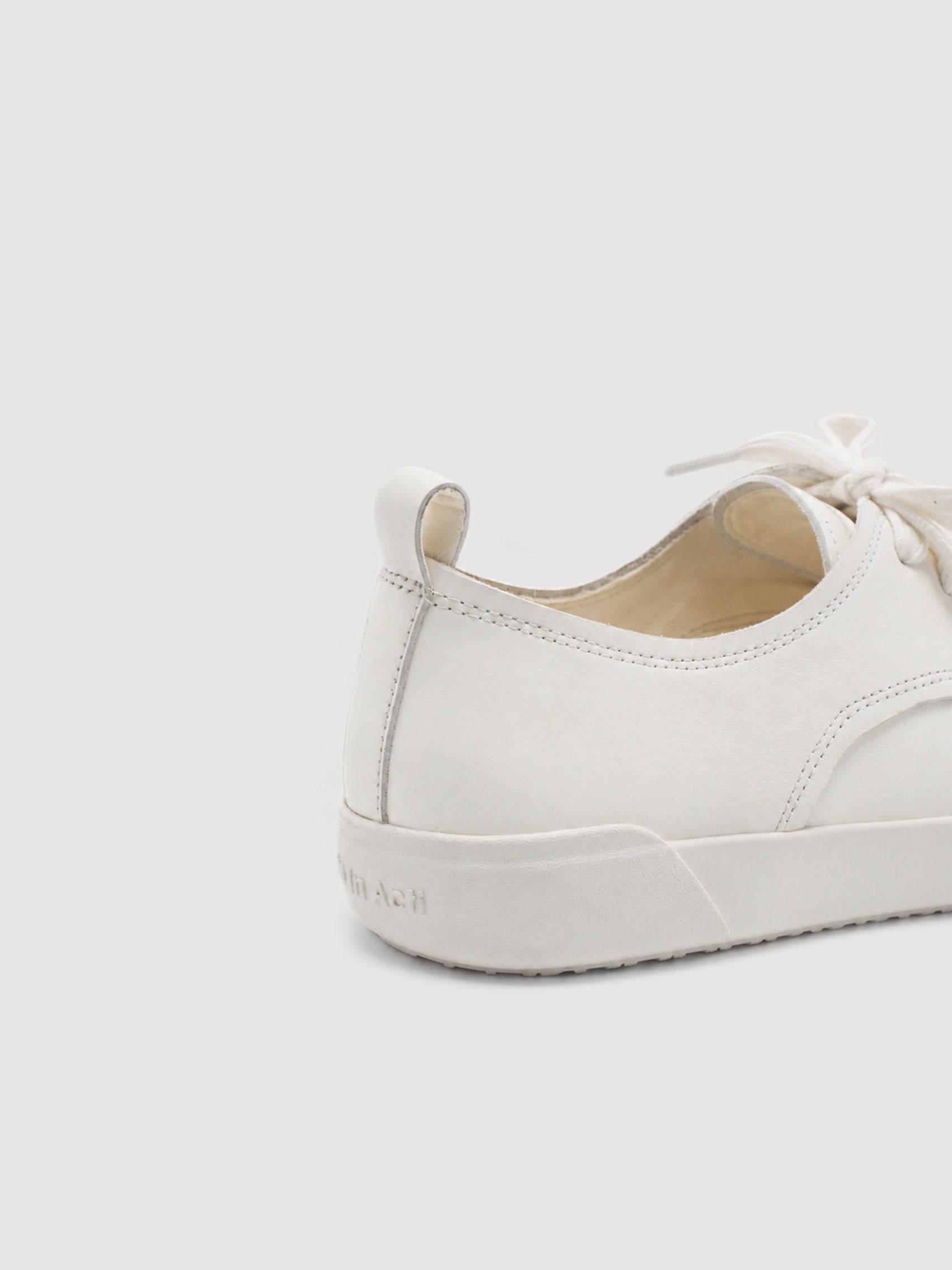 Infini Block White Leather Lace-Up Sneakers