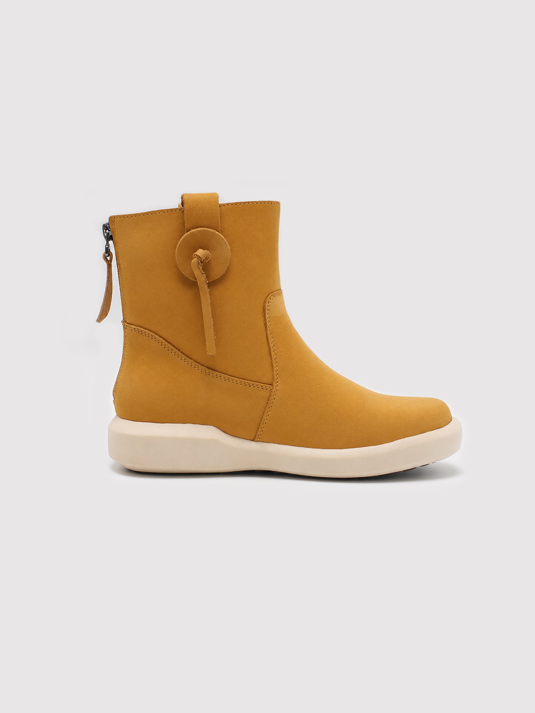 SOHO BLOCK Suede Short Boots