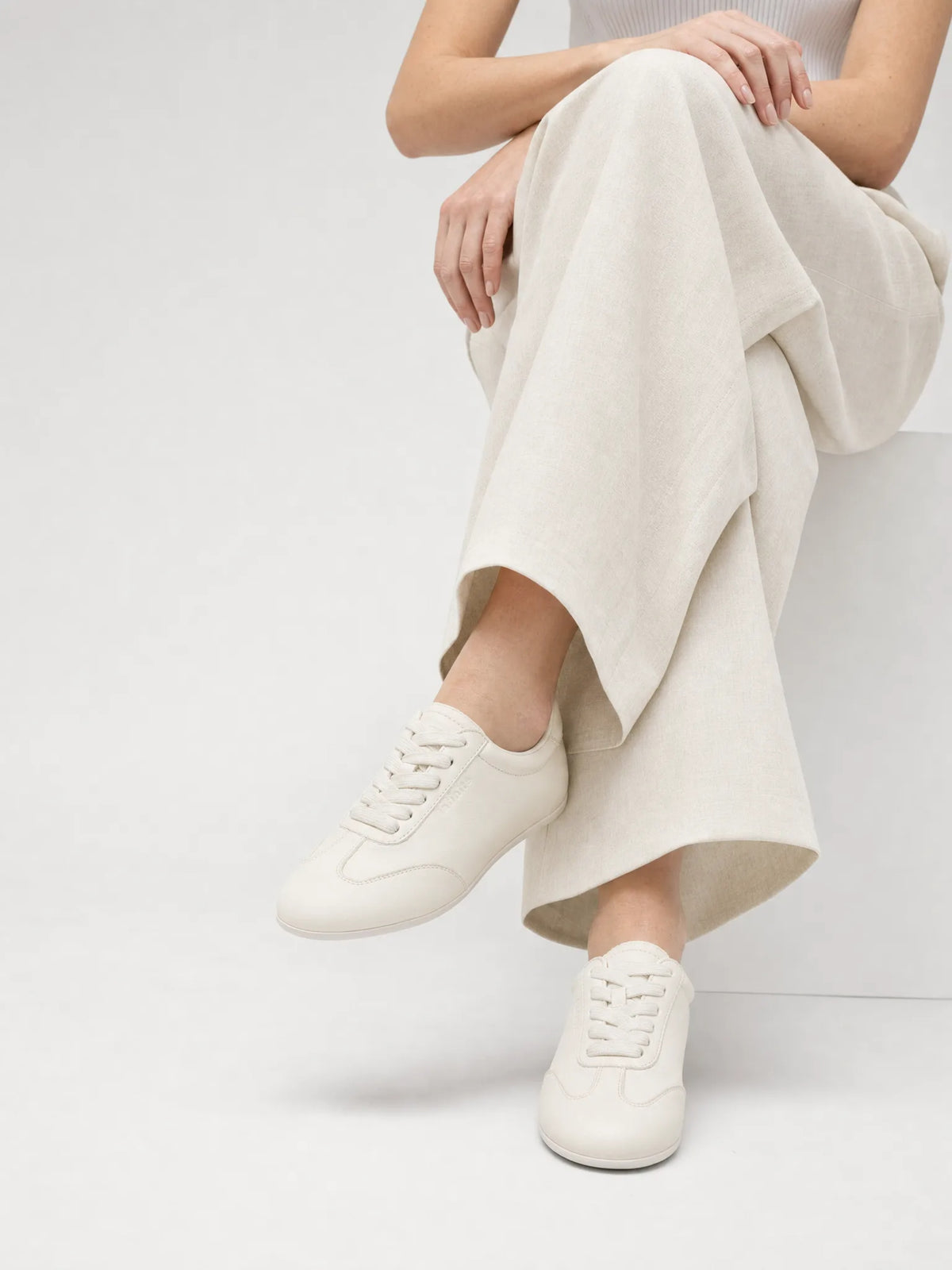 Slim White Sneakers