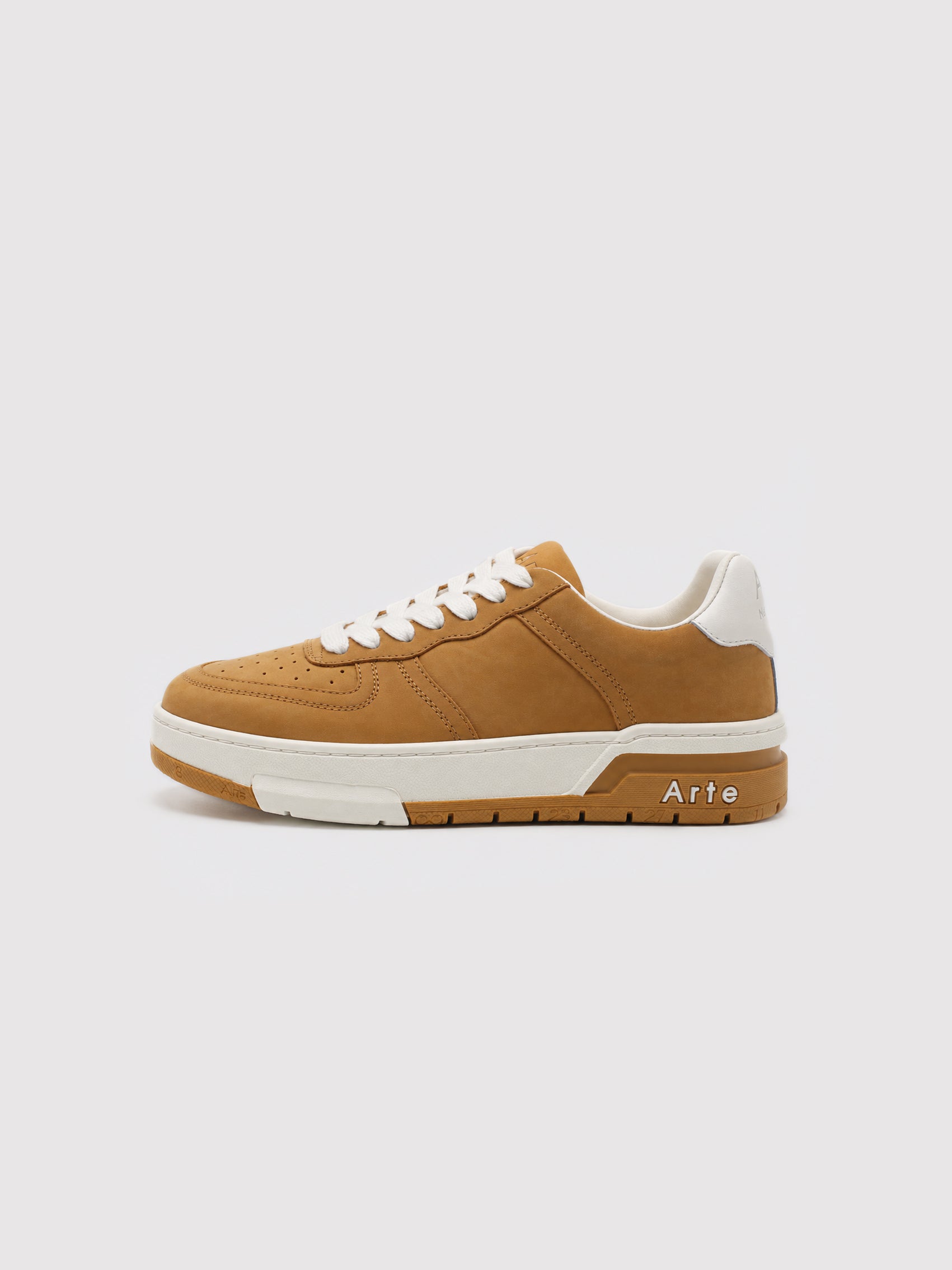 Arte Camel Court Sneakers with Off-White Accents