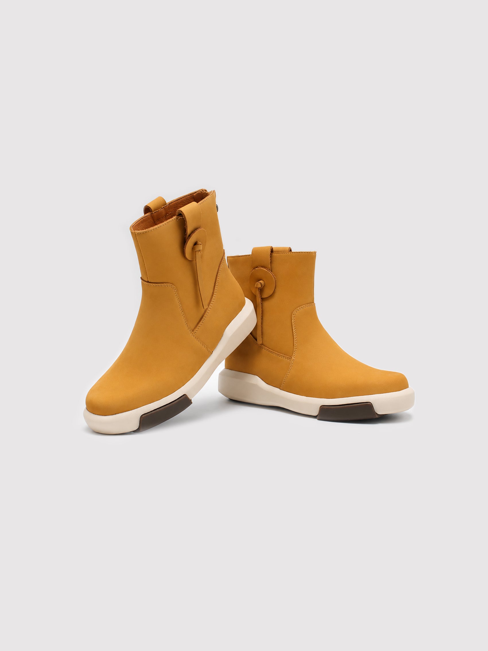 SOHO BLOCK Suede Short Boots