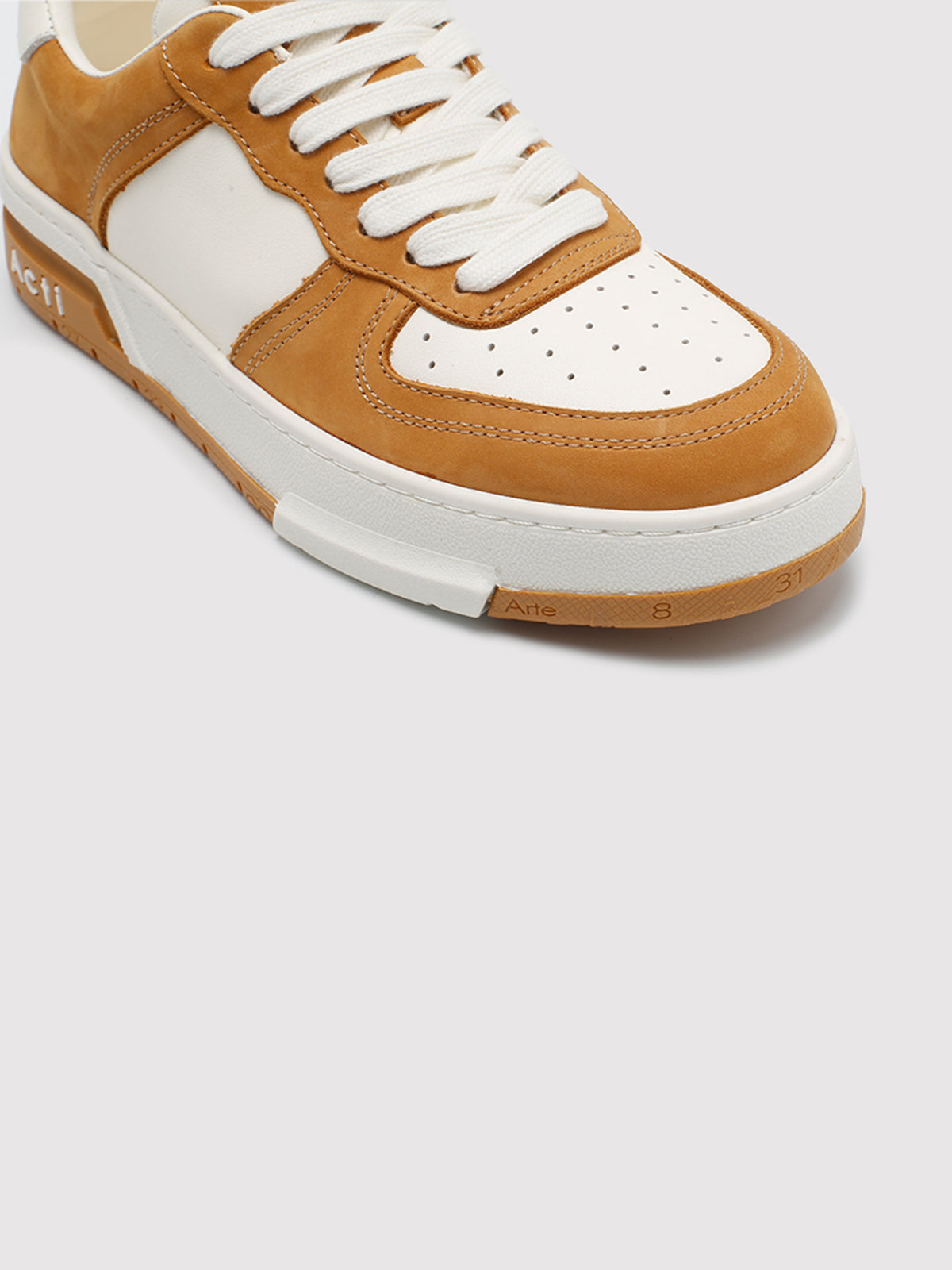 Women’s Brown Suede Retro Casual Sneakers