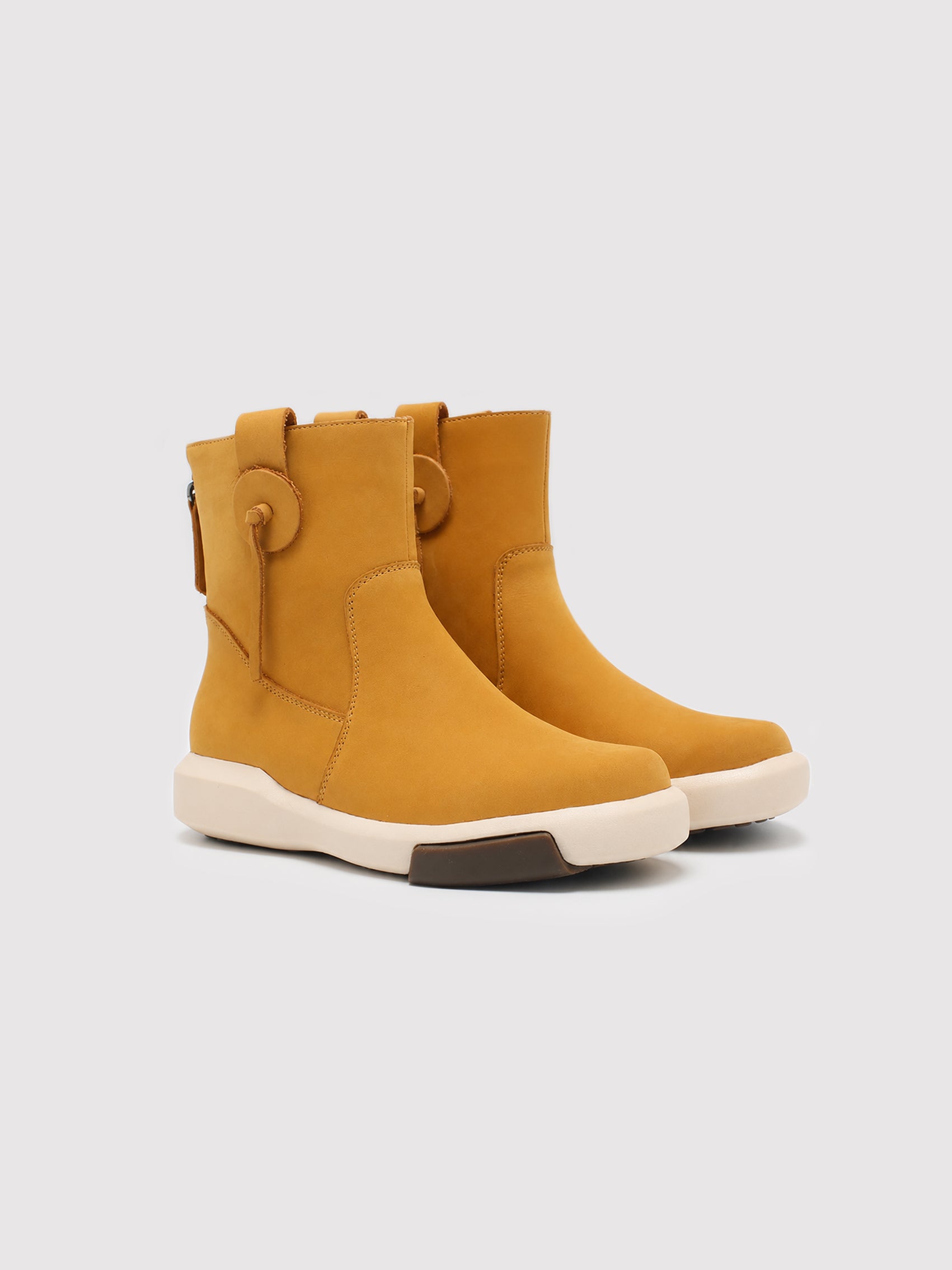 SOHO BLOCK Suede Short Boots