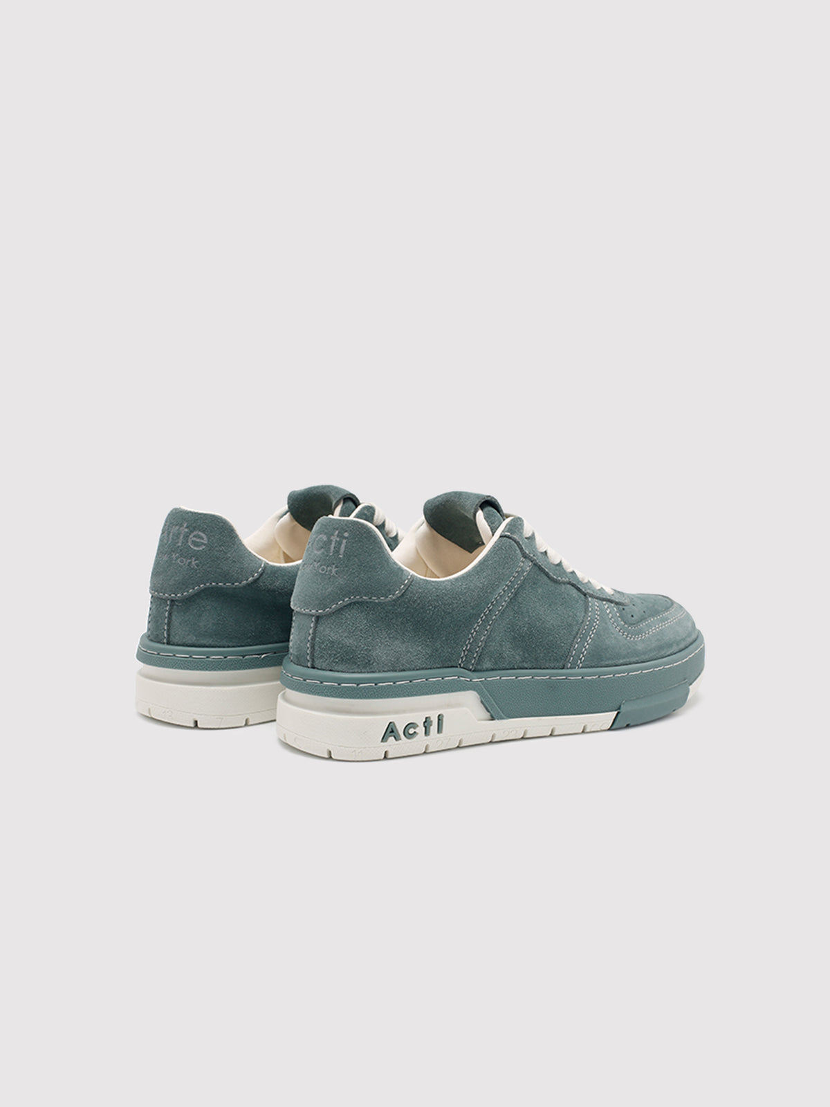 Women’s Vintage Green Suede Casual Sneakers