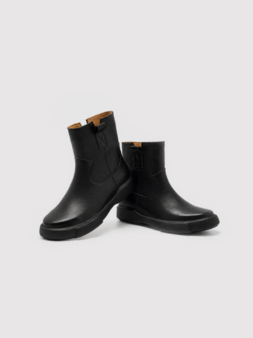 Raw Block Black Leather Side-Zip Ankle Boots