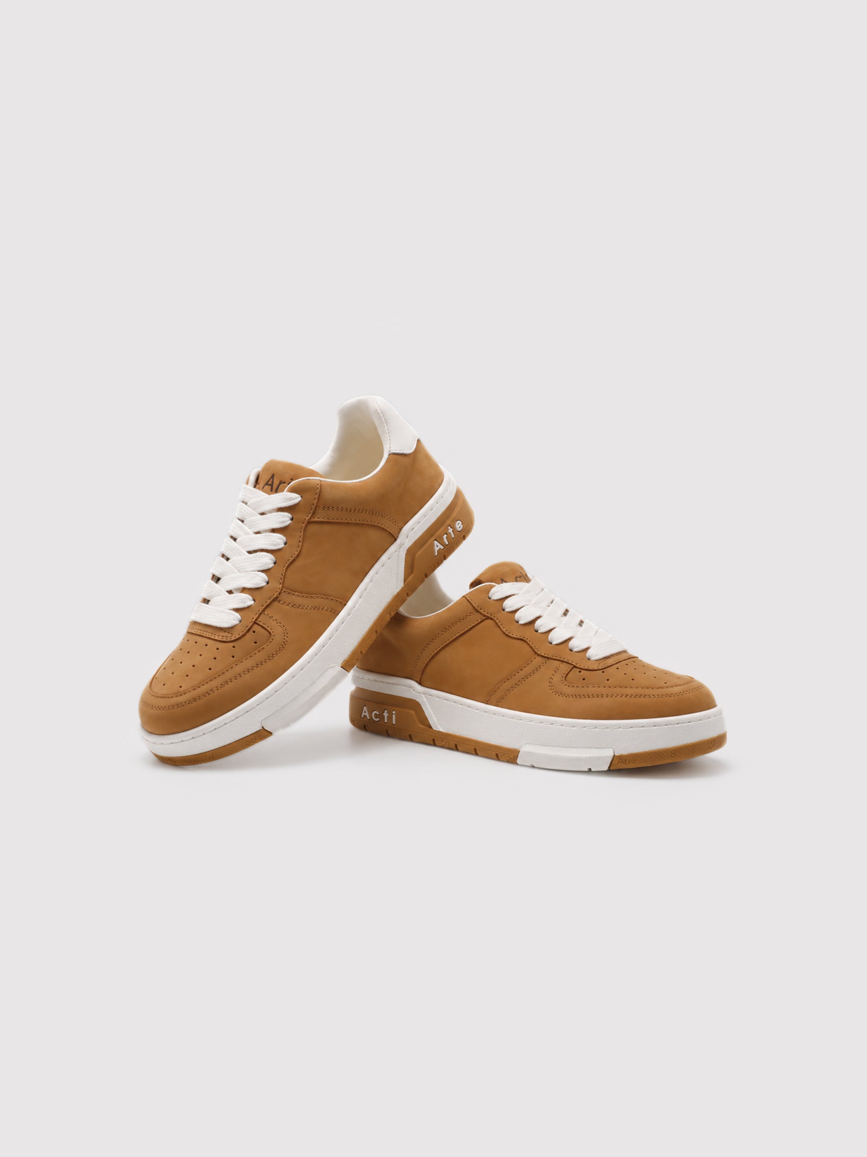 Arte Camel Court Sneakers with Off-White Accents