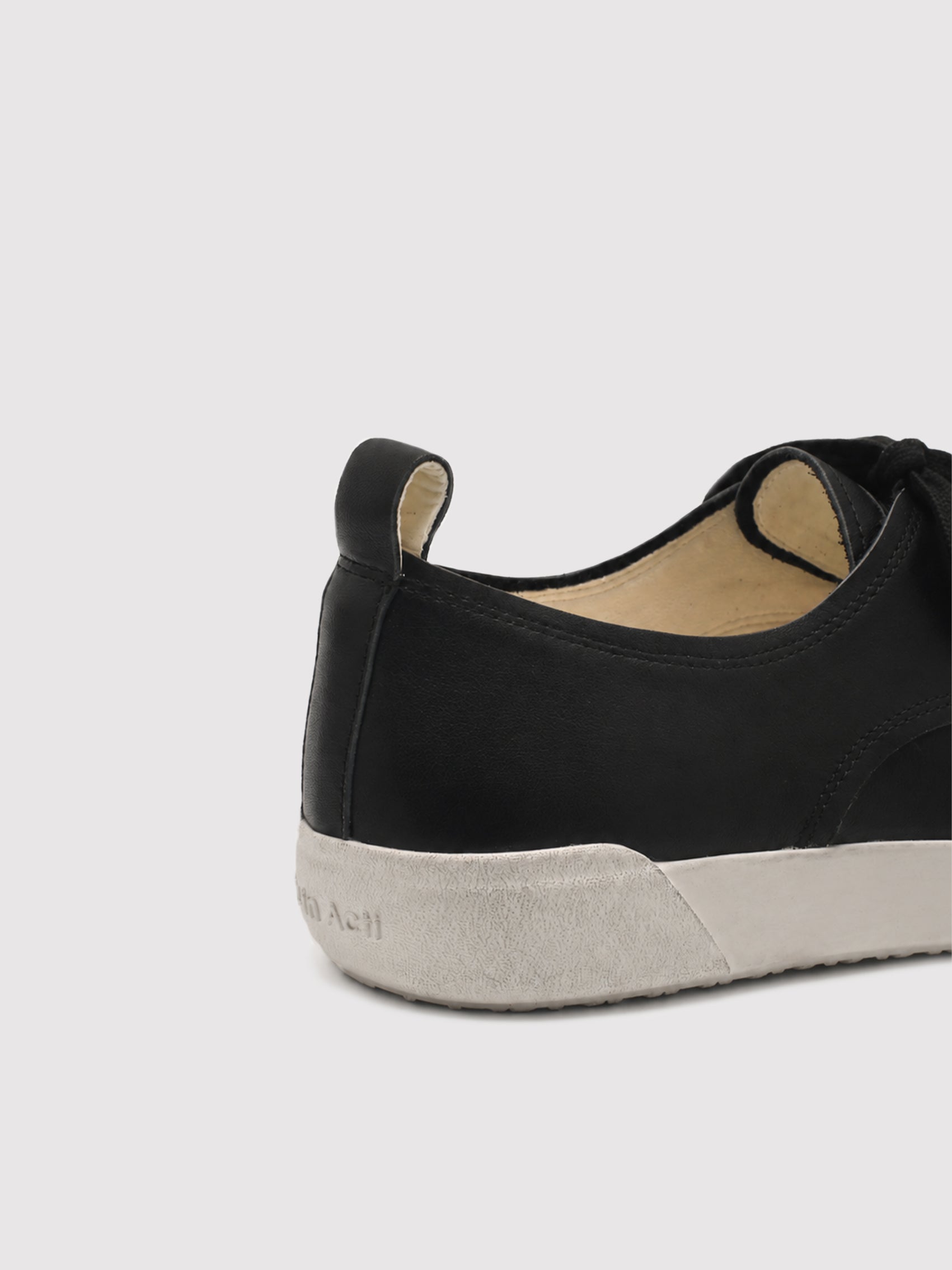 Infini Block Black Leather Slip-On Sneakers