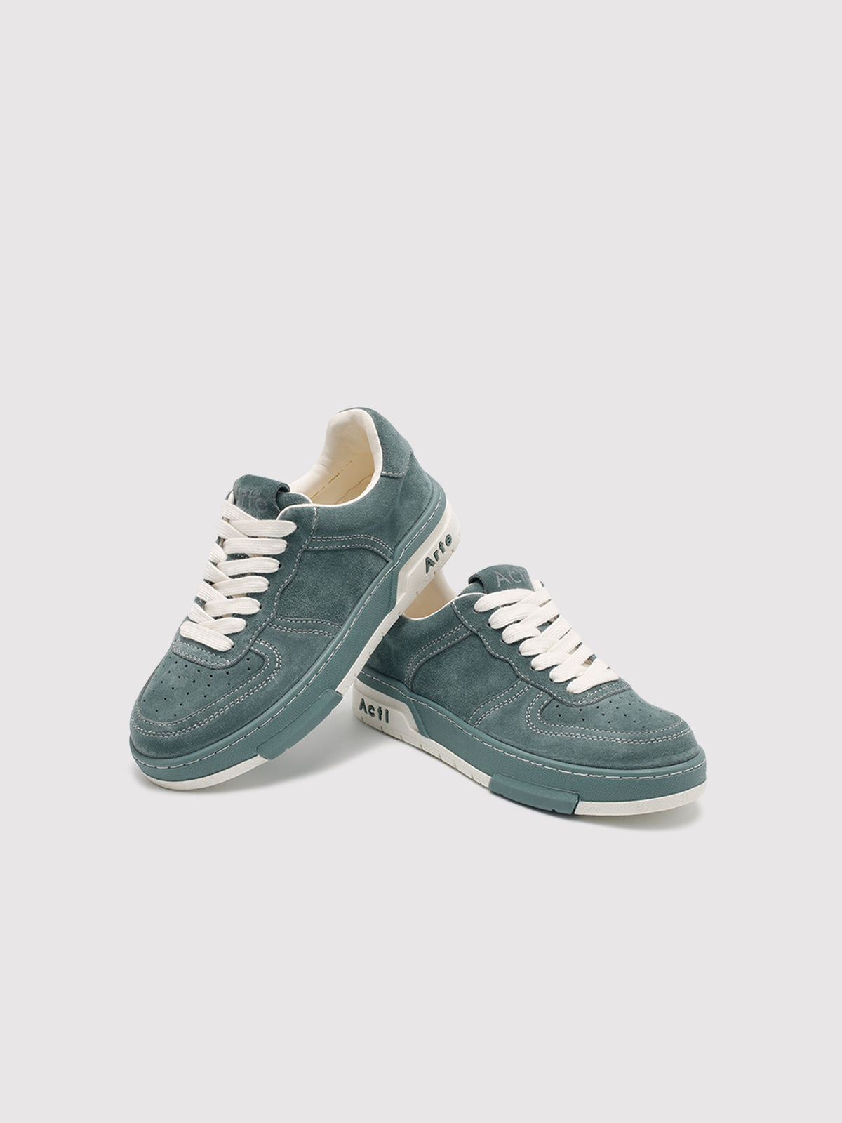 Women’s Vintage Green Suede Casual Sneakers