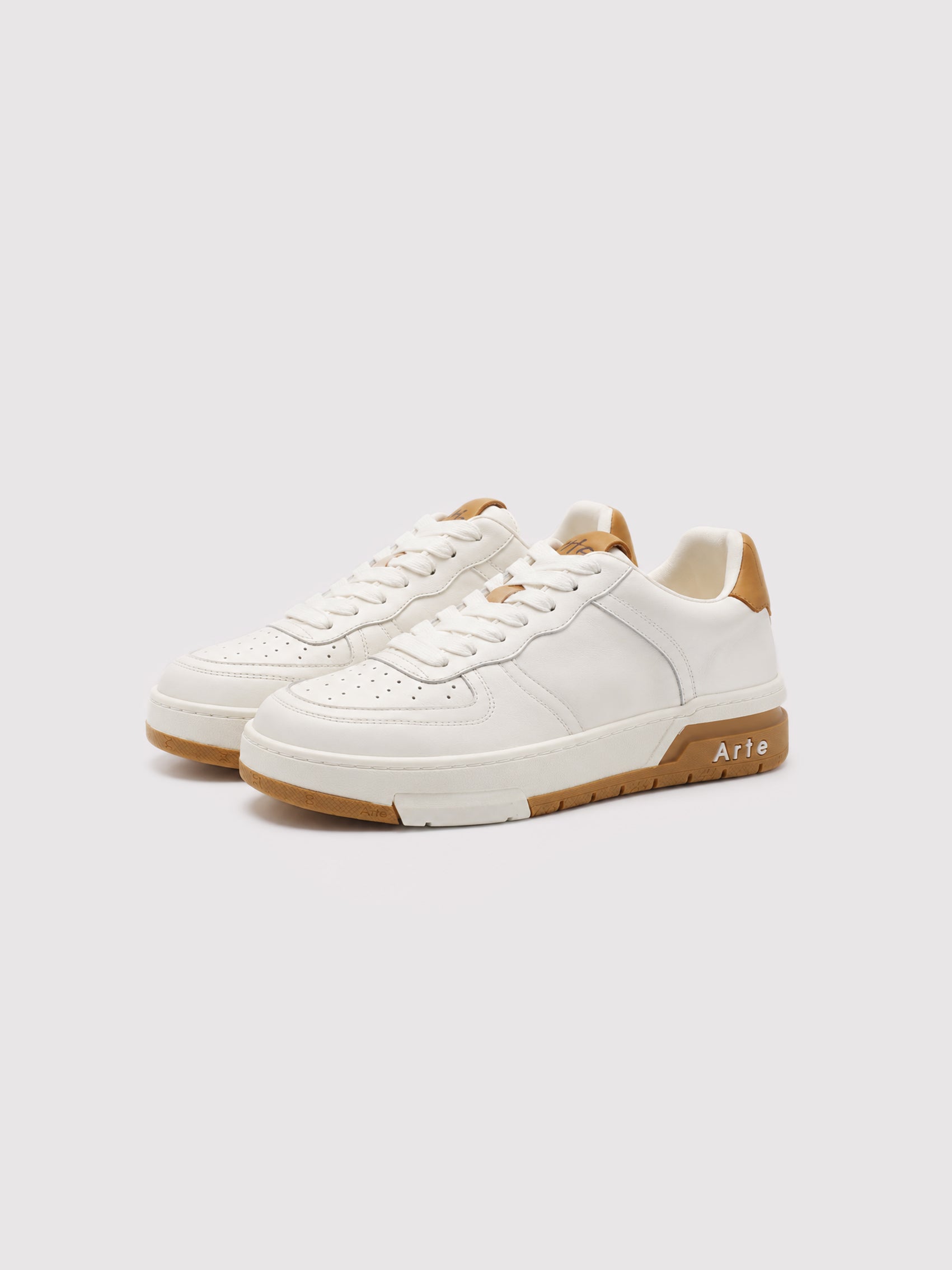 Minimal White Leather casual shoes  | Contrast Gum Sole | All-day Comfort