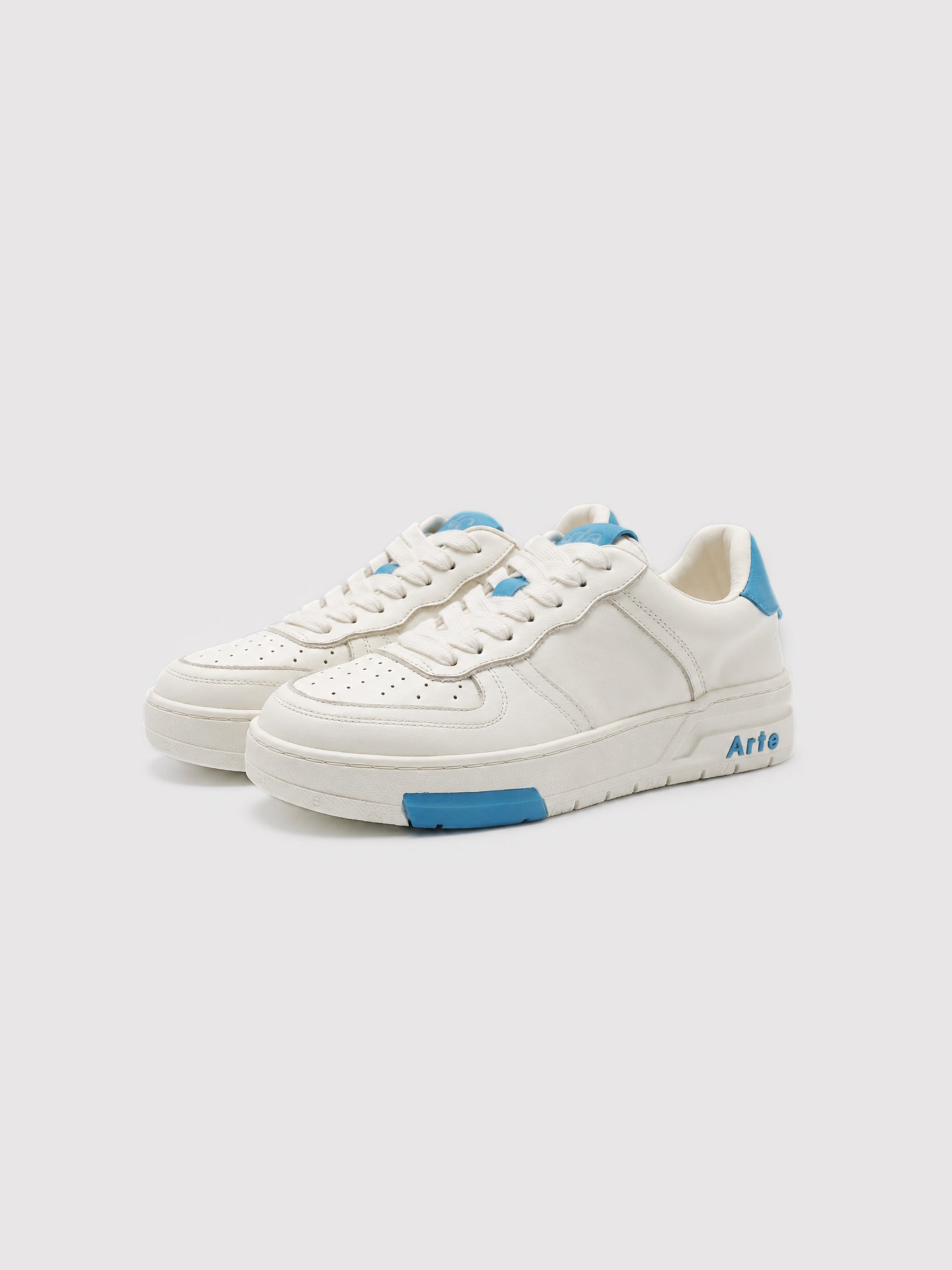 Off-White Leather Low-Top Sneakers with Blue Accents