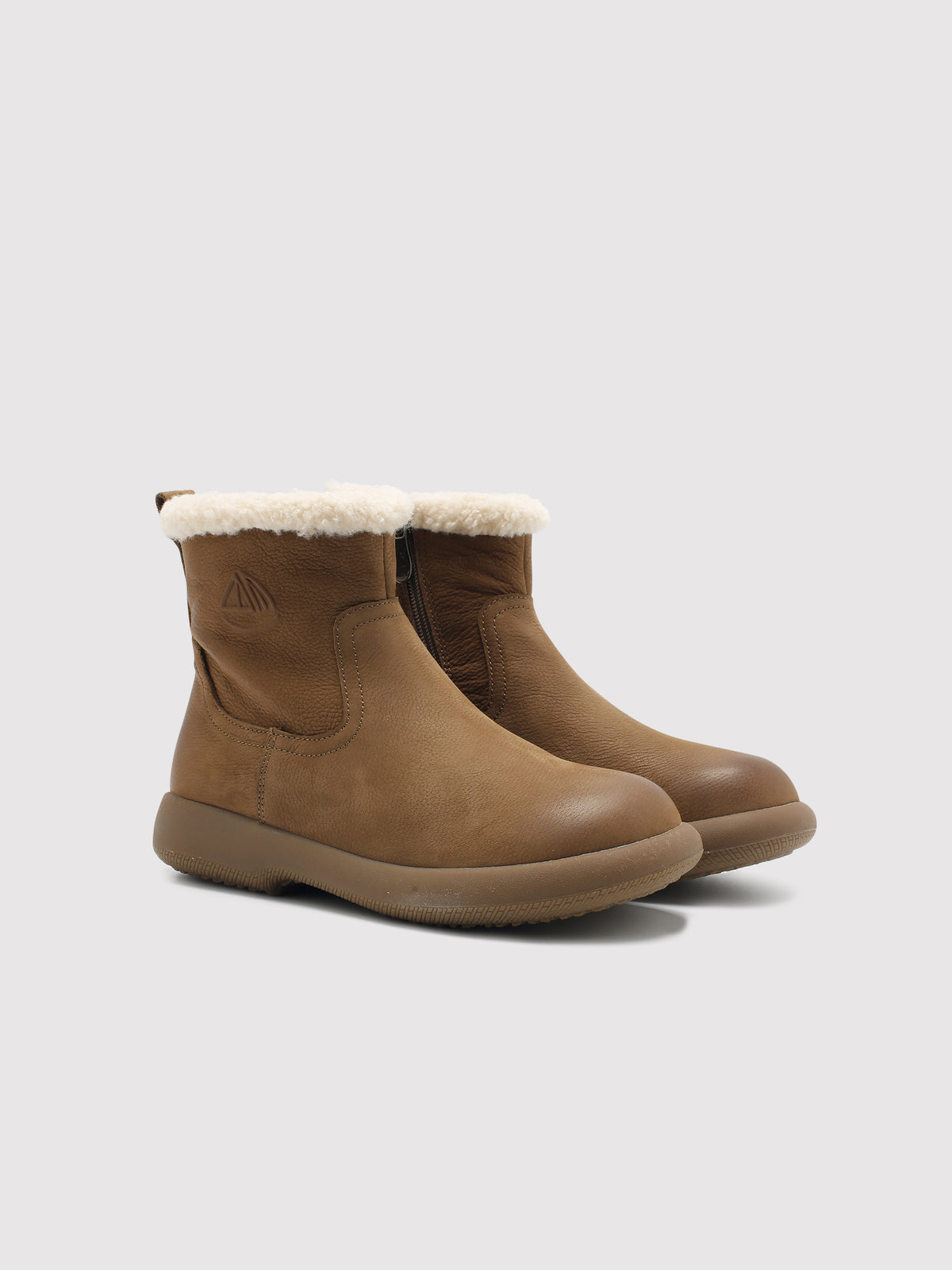 Coffee brown Snow-Cap snow boots, pair shown from the side.