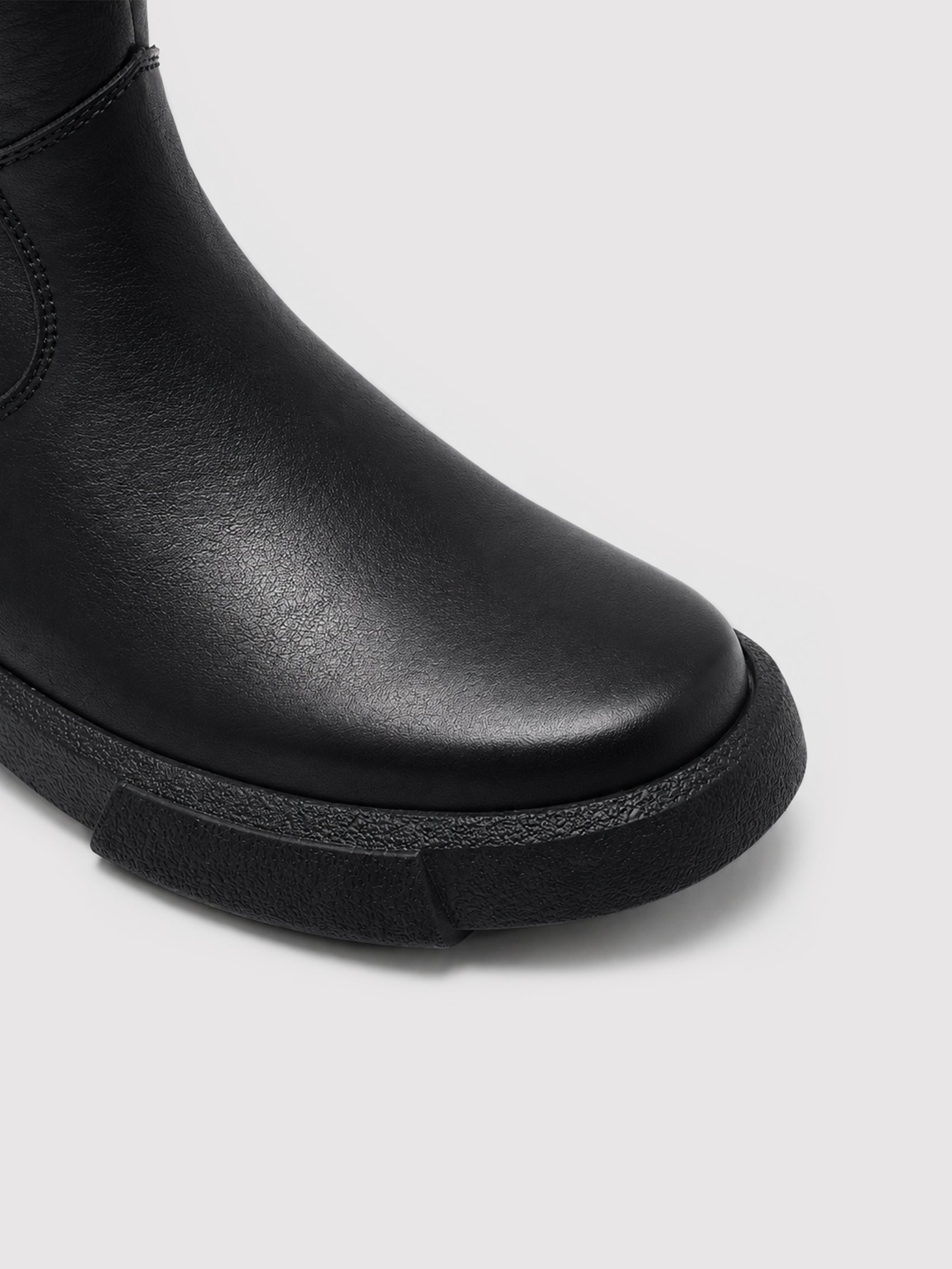 Minimalist Black Leather Ankle Boots with Functional Zipper