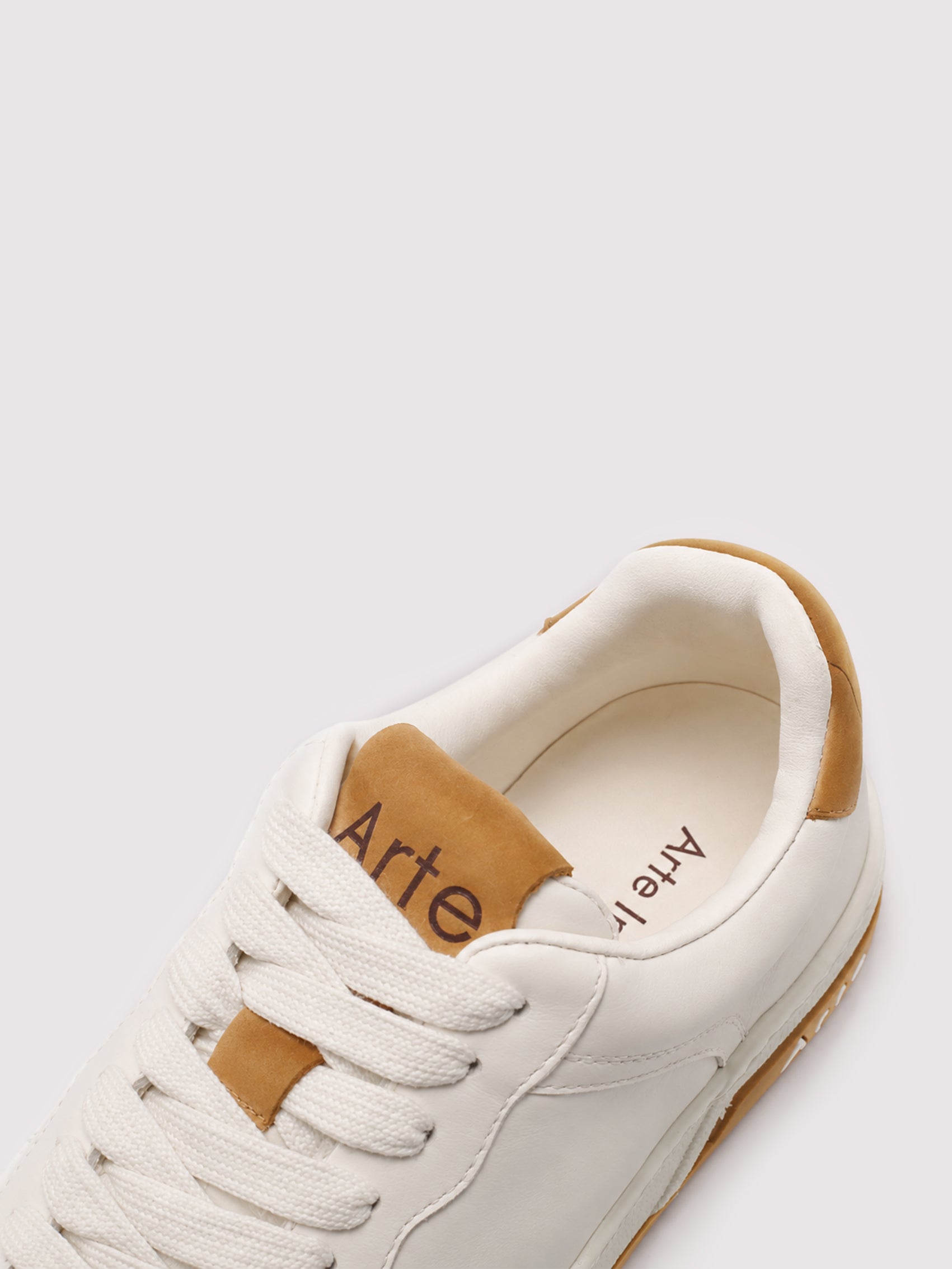 Minimal White Leather casual shoes  | Contrast Gum Sole | All-day Comfort