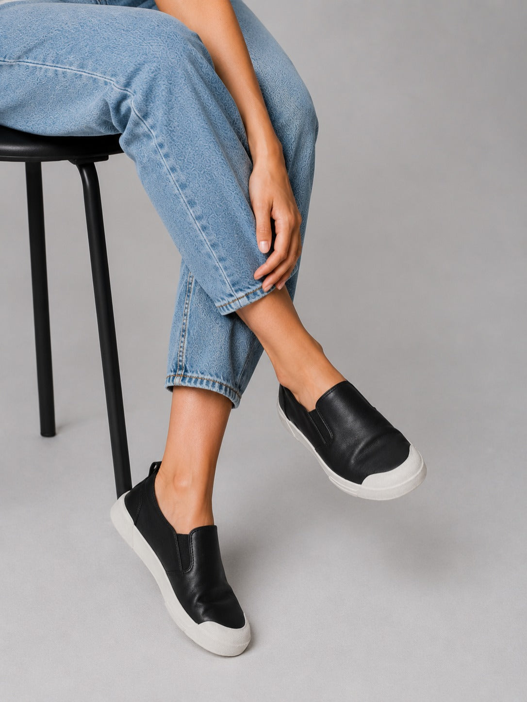 Infini Block Black Leather Slip-On Sneakers