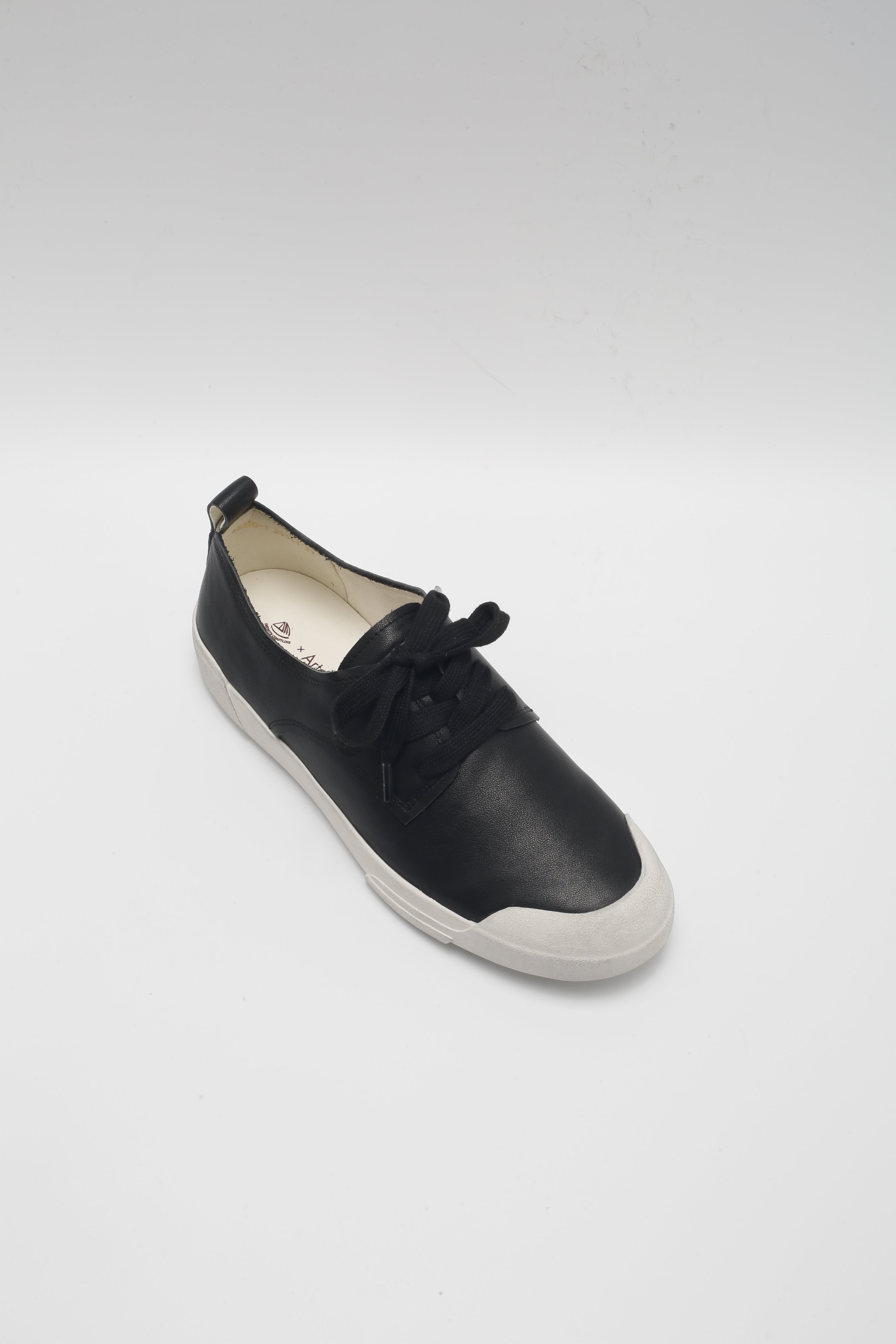 INFINI BLOCK Black Leather Lace-Up & Slip-On Sneakers