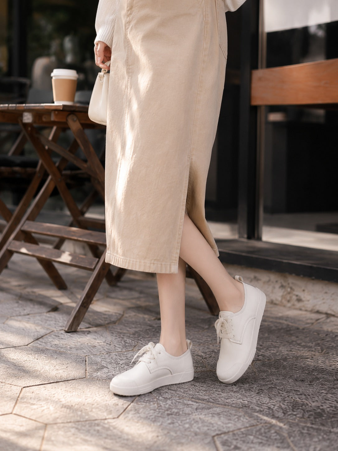 Infini Block White Leather Lace-Up Sneakers