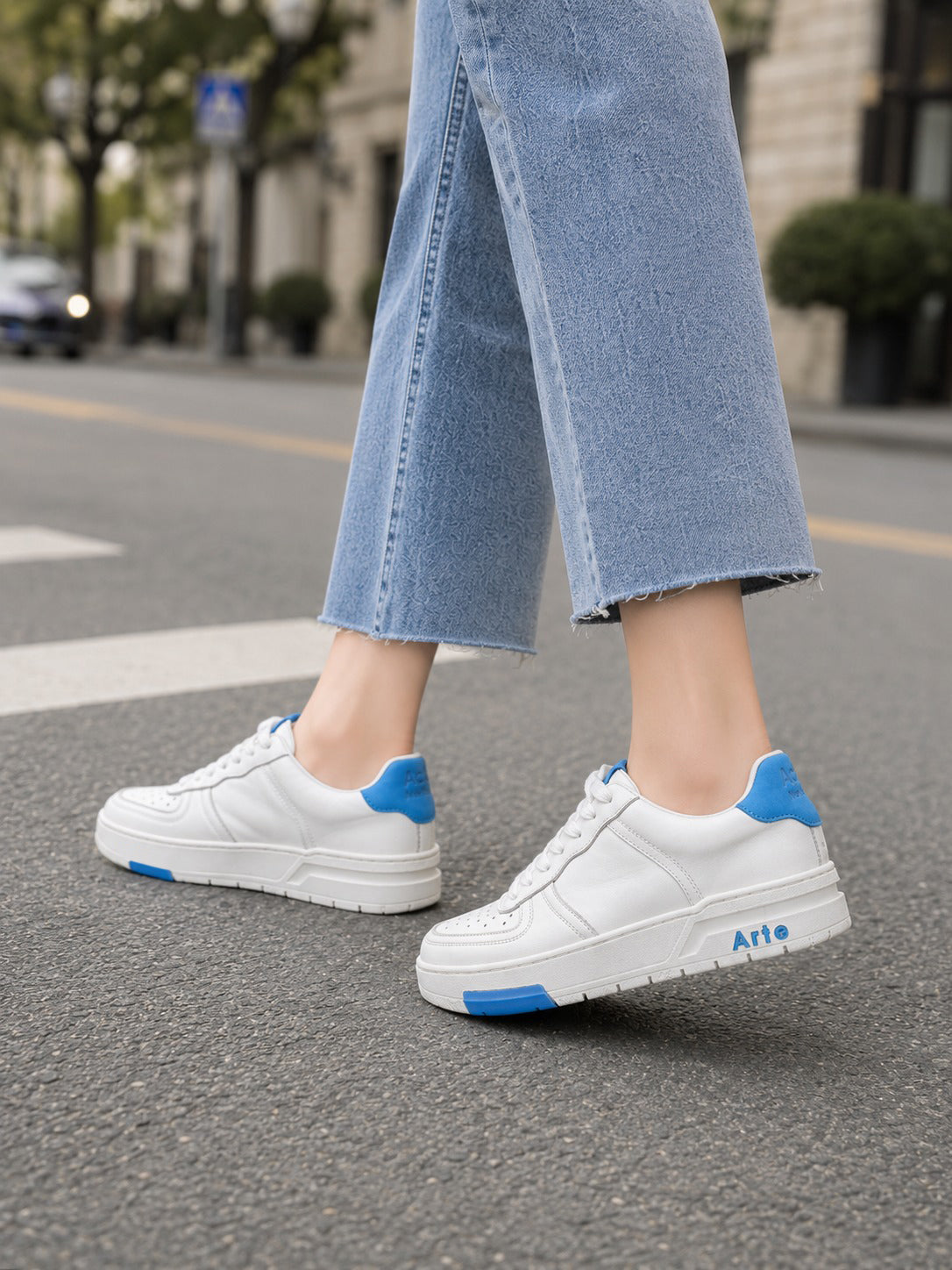 Off-White Leather Low-Top Sneakers with Blue Accents
